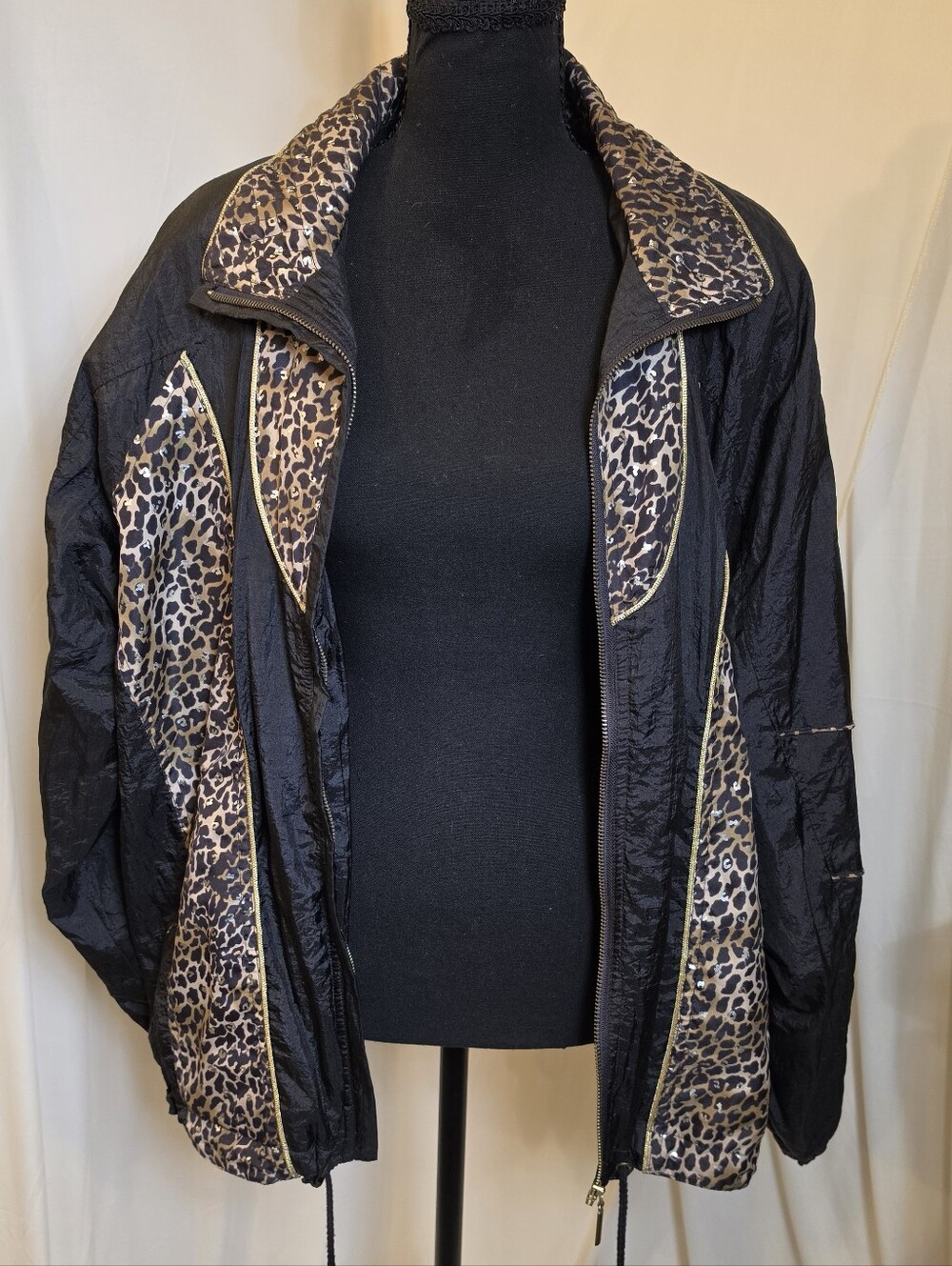 EVR Rousso Leopard Print Windbreaker Jacket Extra Large Gold Trim